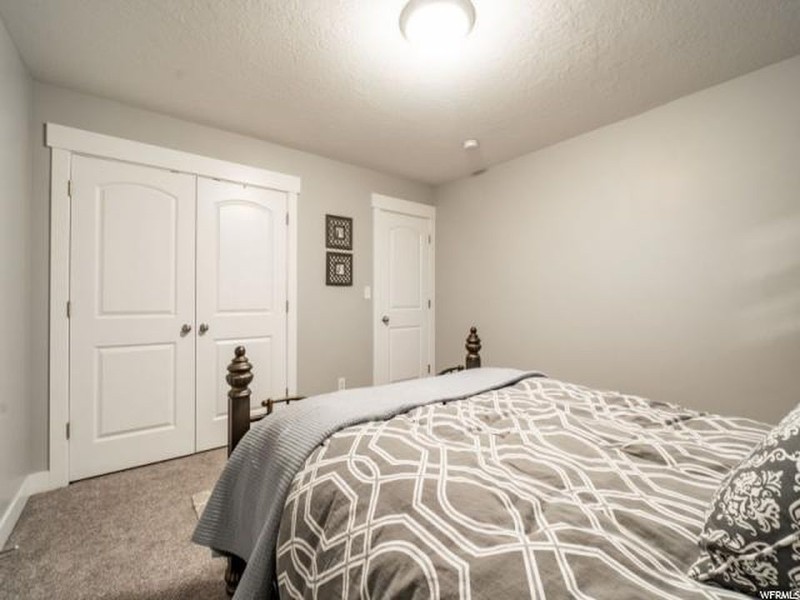 132 W Silver Springs Dr – photo 3
