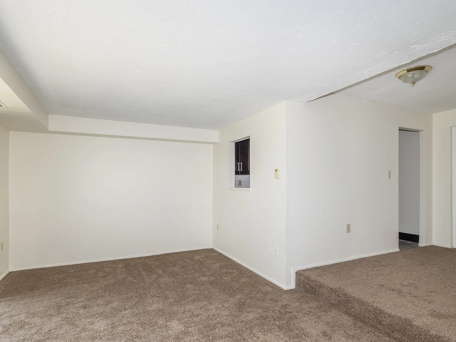 Portage Towers Apartments – photo 5
