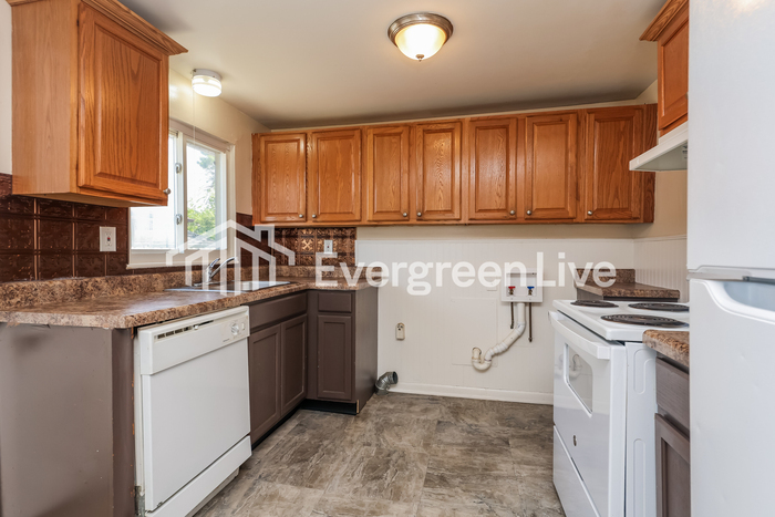 4014 Woodcliffe Ave – photo 5