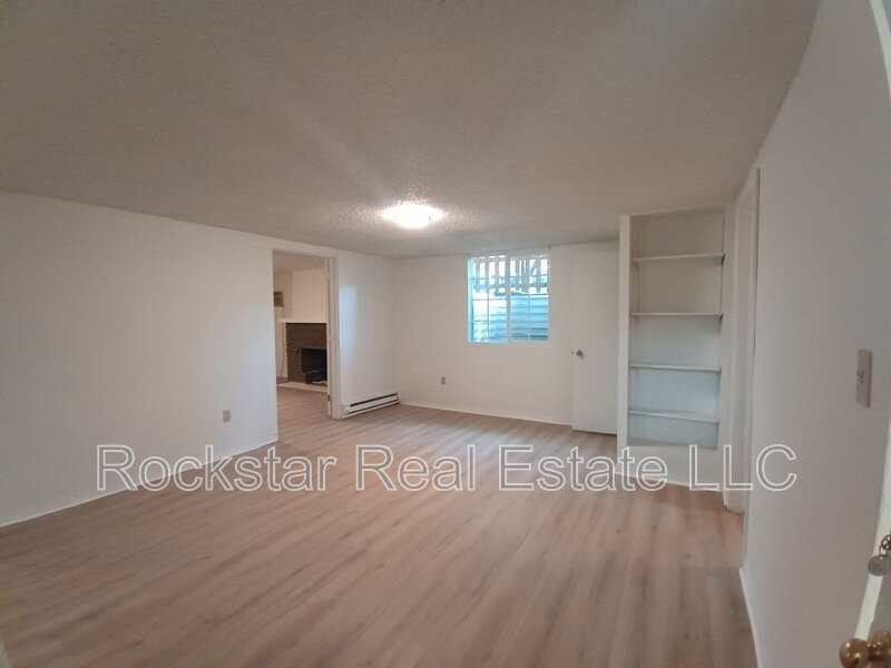1739 W Tenth Ave – photo 5