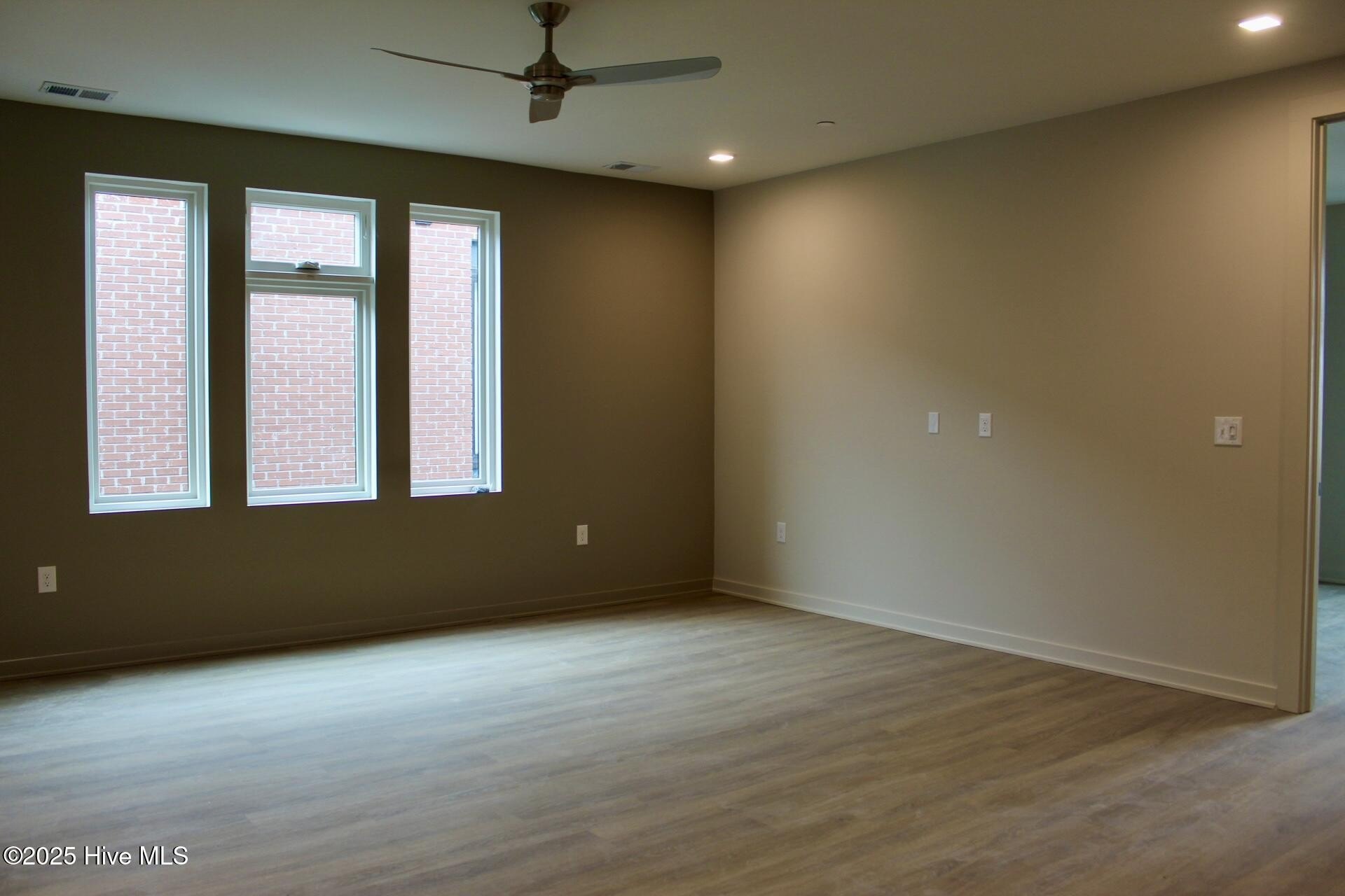 1108 Castle St #B – photo 5