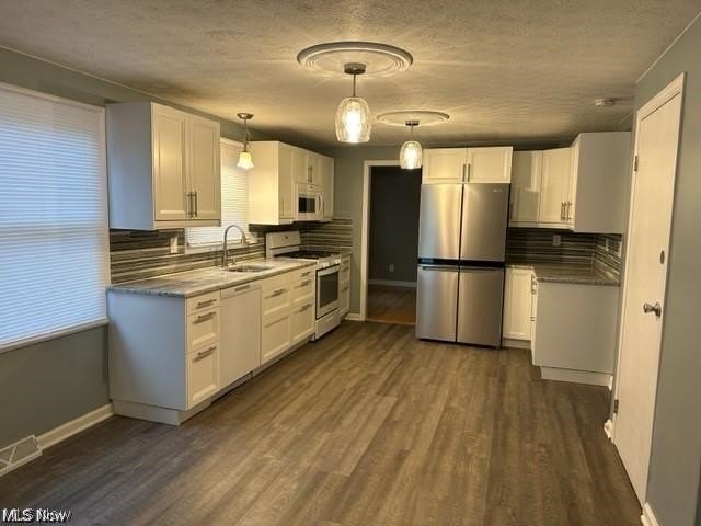 1674 Beckwith Dr – photo 3