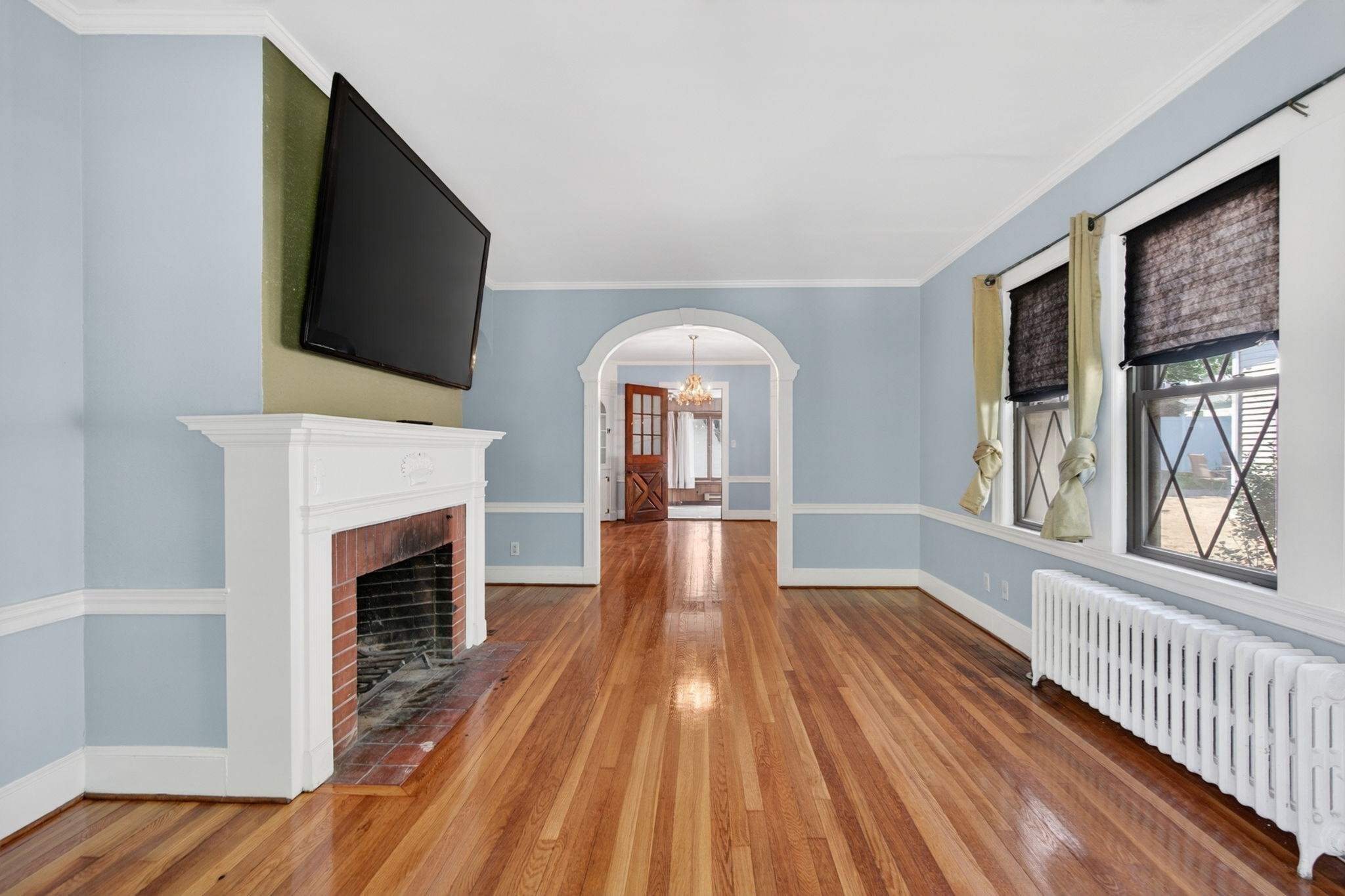 28 Thurlow Ave – photo 5