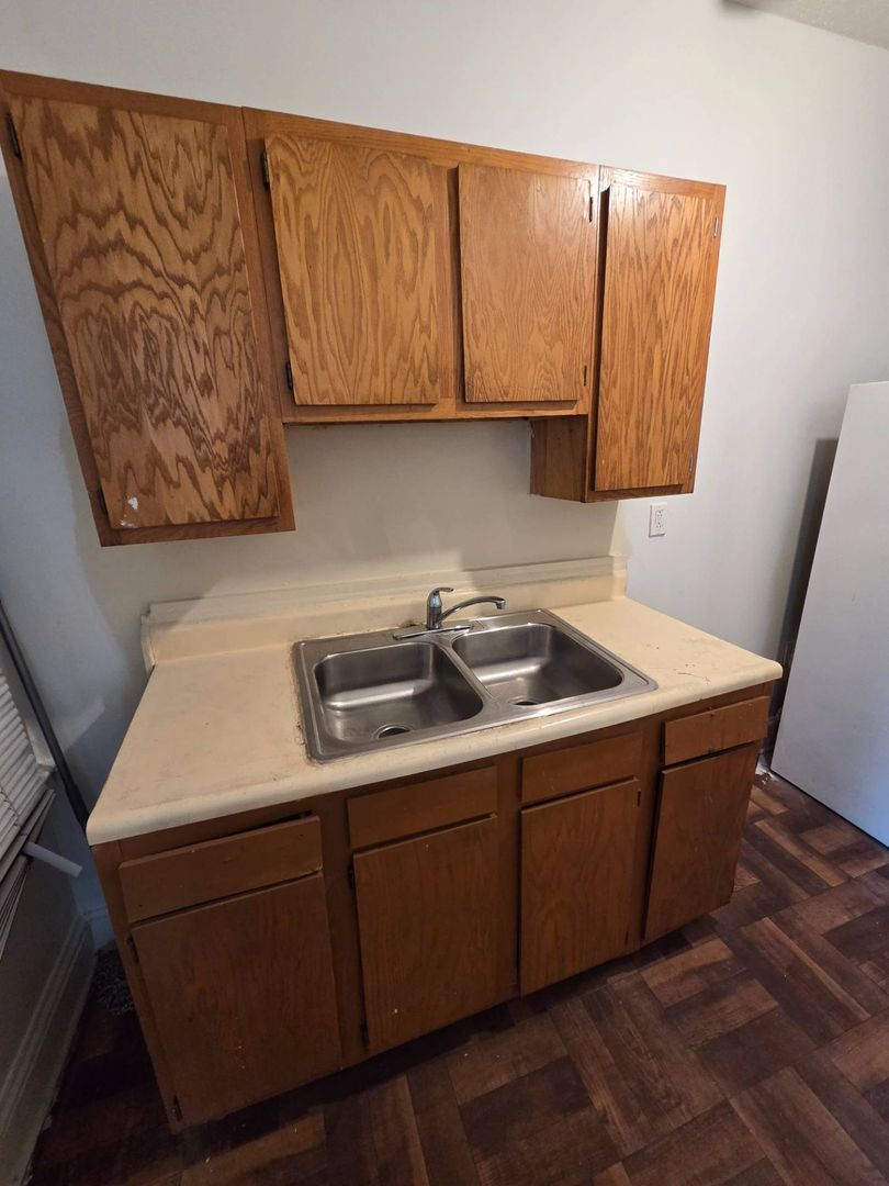 536 E 117th St unit UP South – photo 3