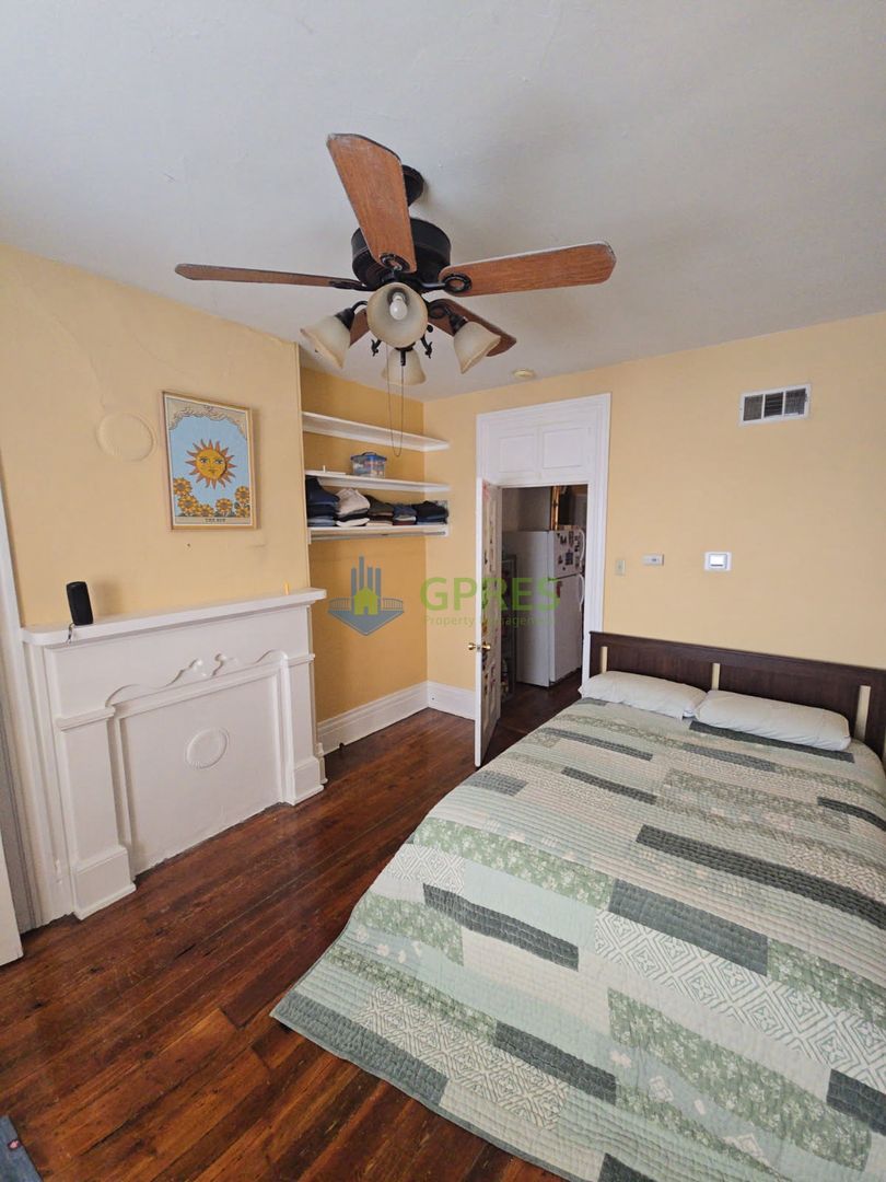 100 S 13th St unit 3rd Flr. – photo 5