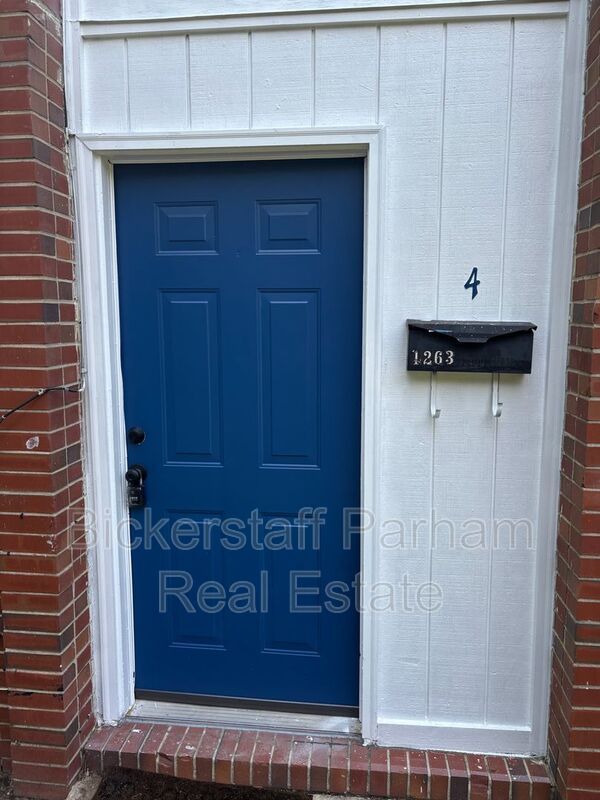 1263 Cedar Ave unit 4 – photo 1