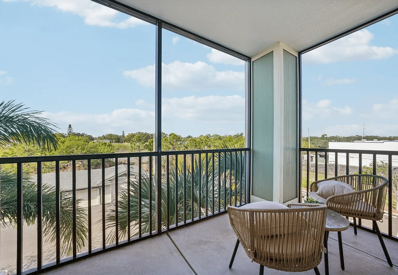 Charleston on 66th – photo 1