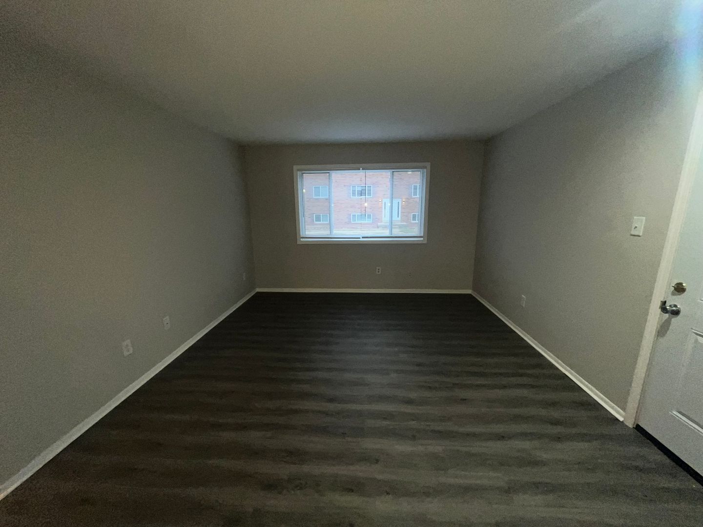 1500 Schiller Ave unit 1500-D – photo 3