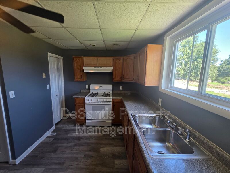 1703 Bailie Ave – photo 3