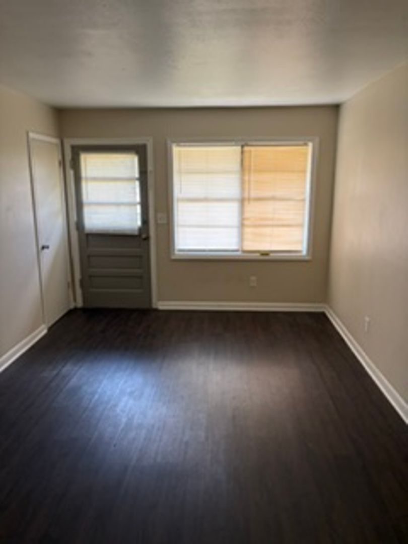 1220 Martin Luther King Junior Blvd unit 14 – photo 3