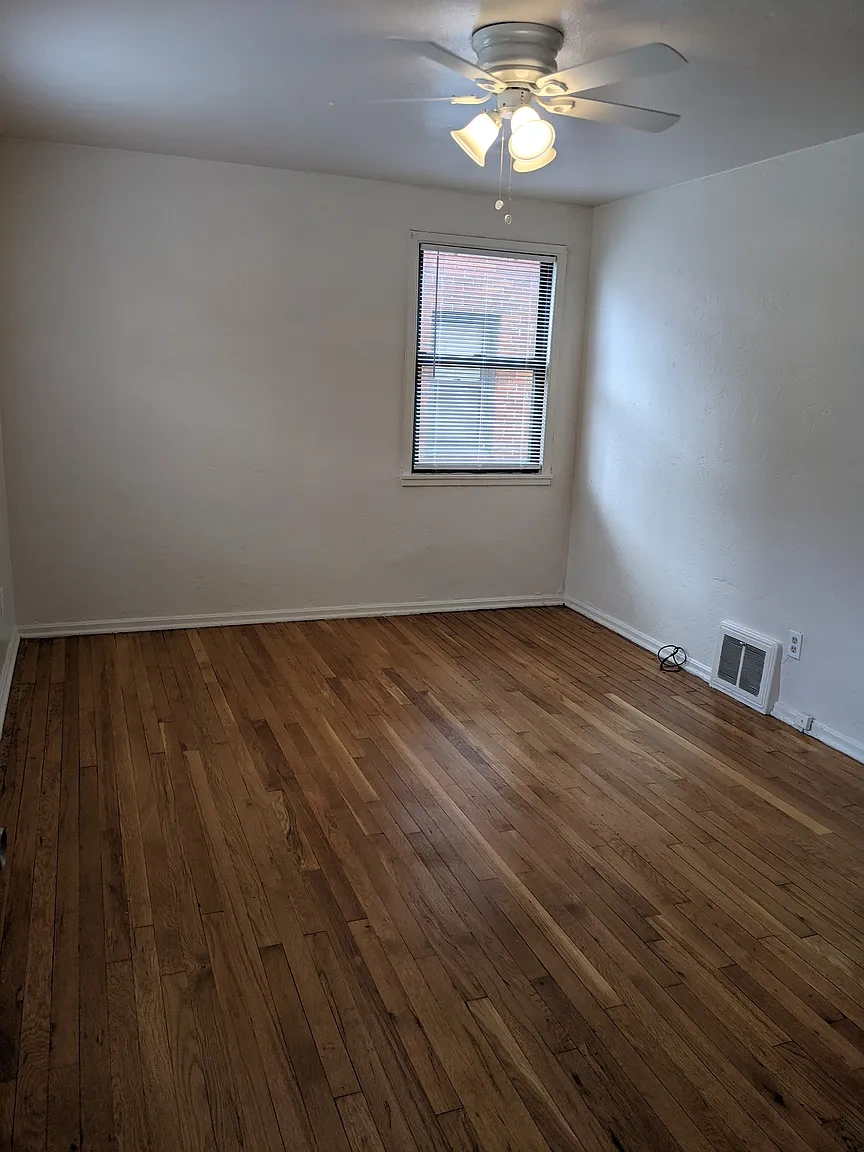 8228 Ohio River Blvd, Pittsburgh – photo 1