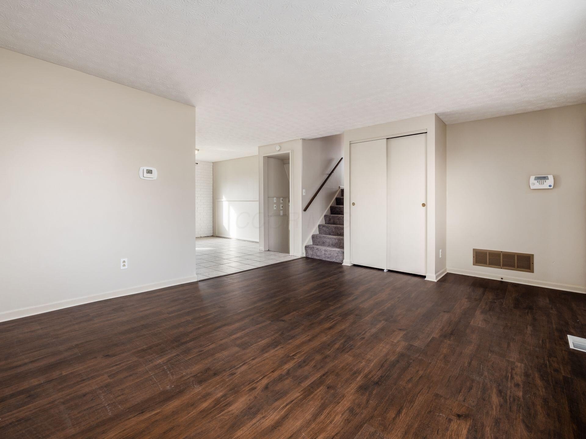 2411 Red Rock Blvd – photo 3