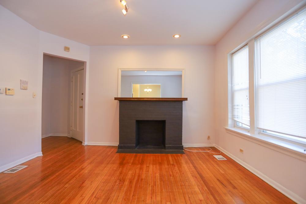 5866 N Ridge Ave – photo 4