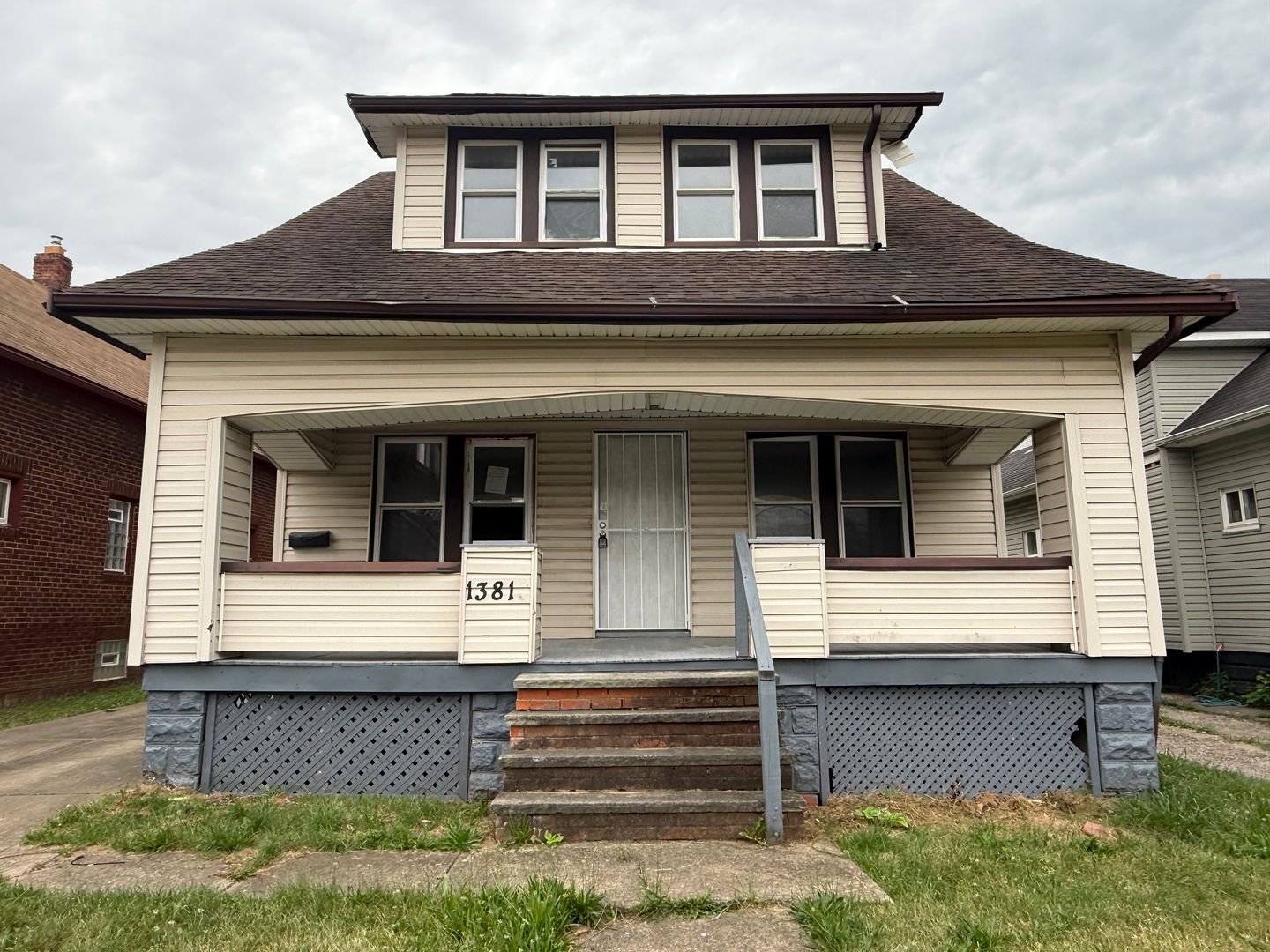 13810 Bartlett Ave – photo 1