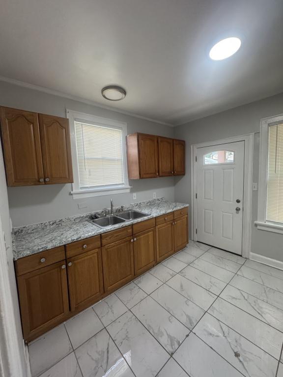 1421 Carolina Ave – photo 1