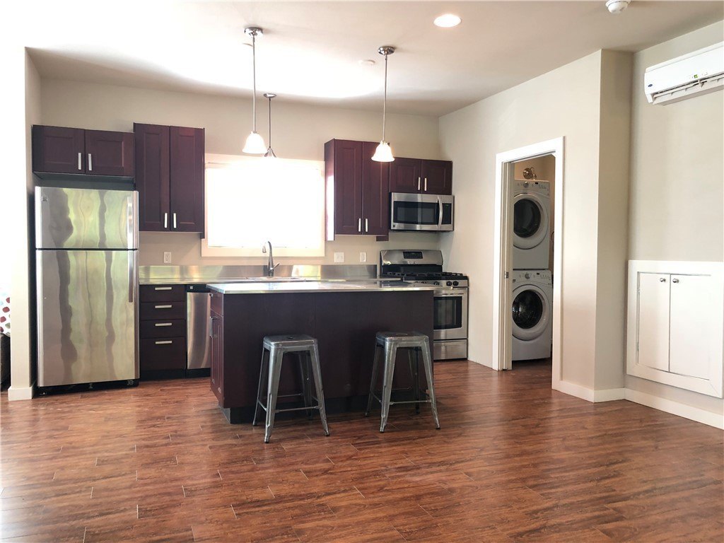 1656 Neptune St – photo 4