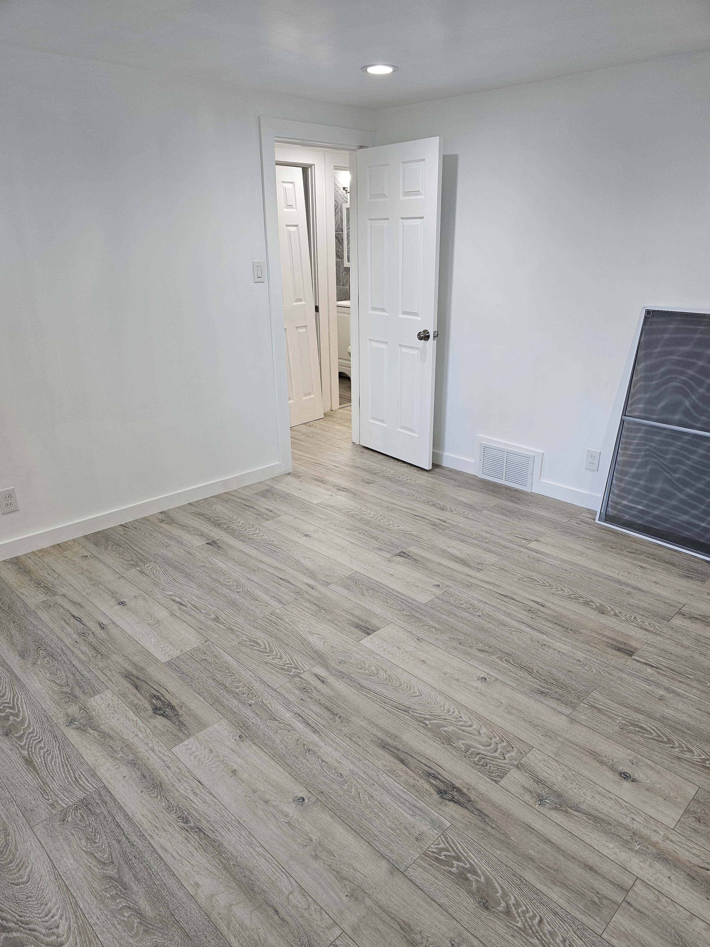 4357 Coleridge St unit 2nd Floor – photo 5
