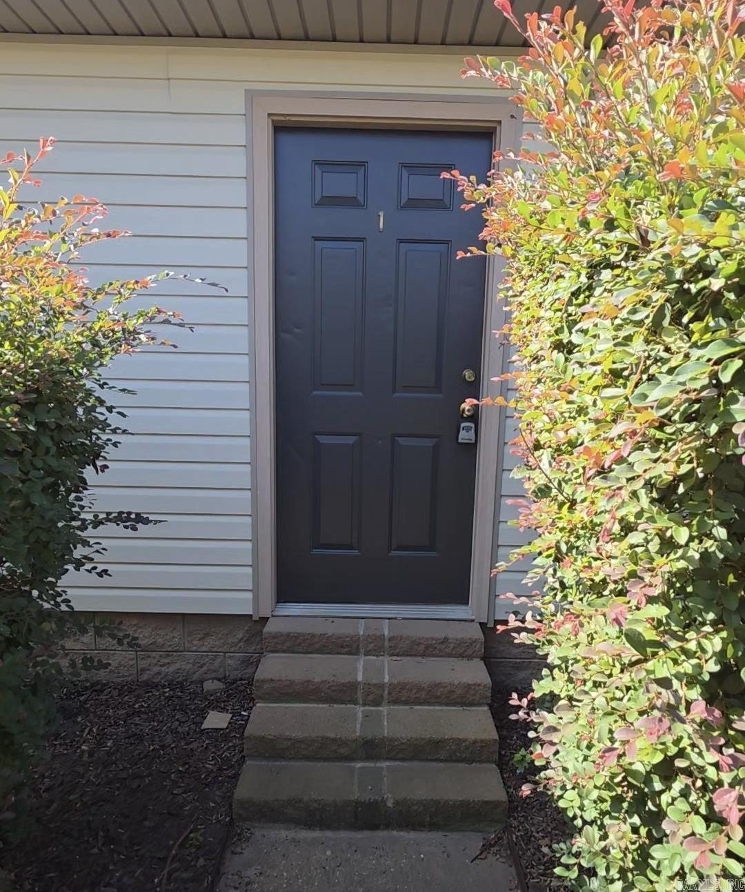 1310 N Main St – photo 1