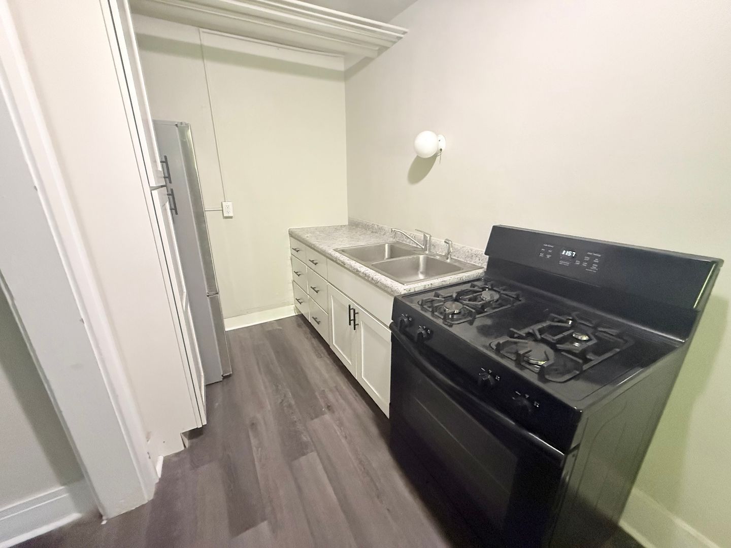 720 6th Ave N unit Unit 10 – photo 1
