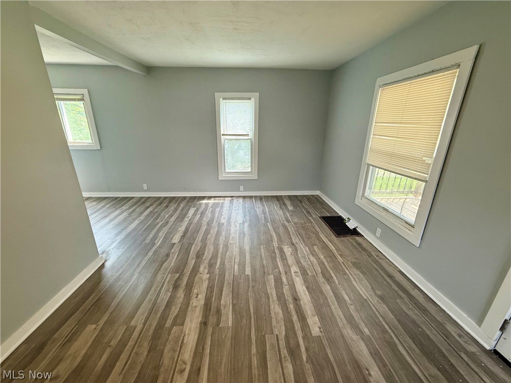 1305 Curtis St – photo 4