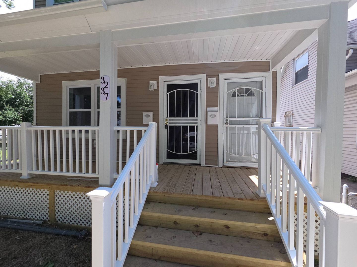 3237 Seymour Ave unit Unit 1 – photo 4