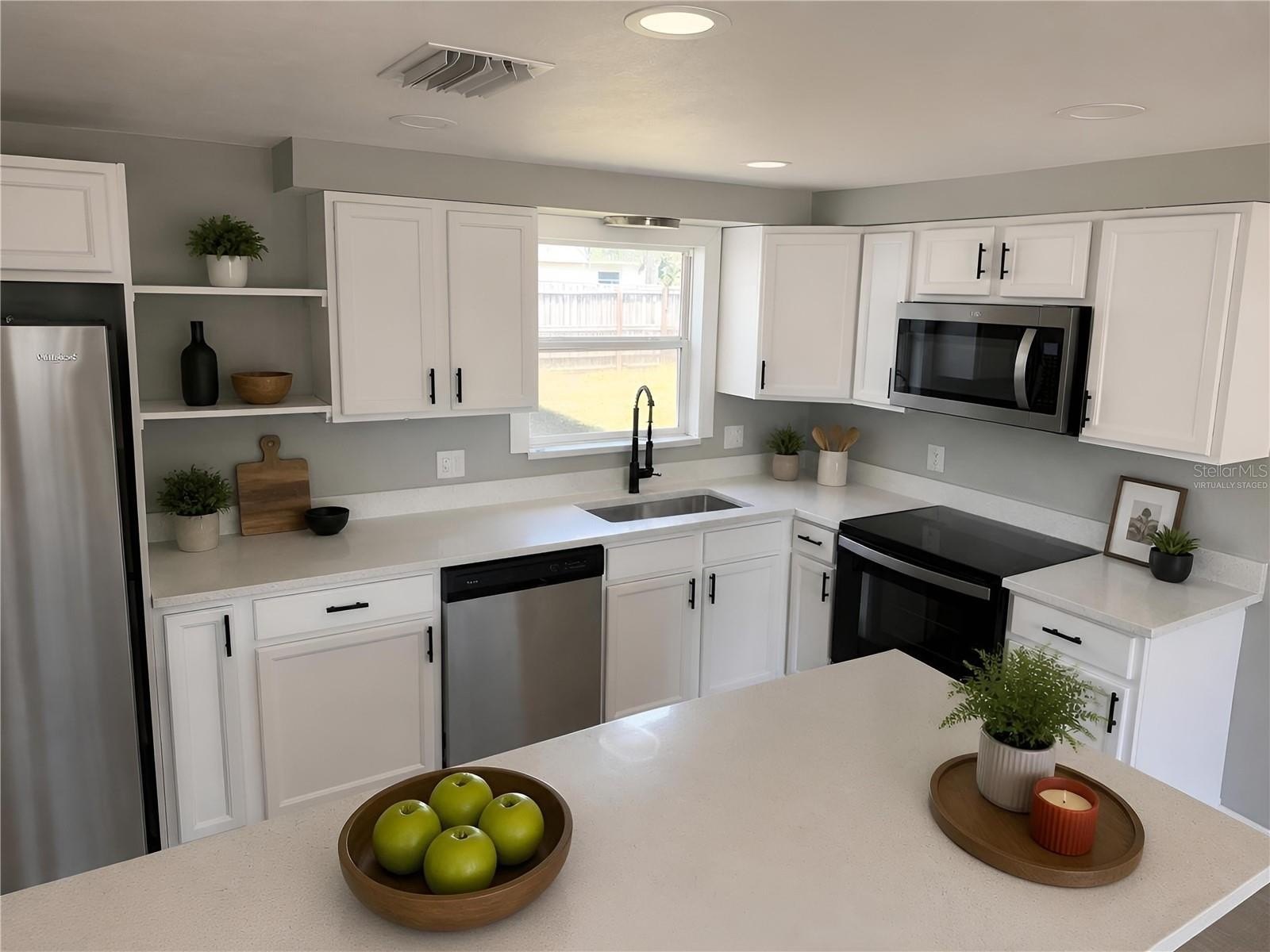 3511 Cambridge St – photo 3