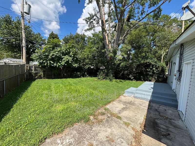 93 Van Buren Dr – photo 4