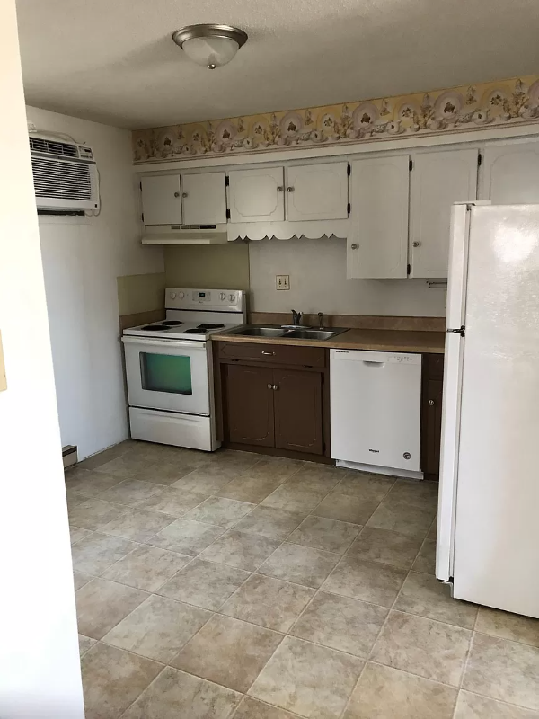 2820 Themis St unit C – photo 1