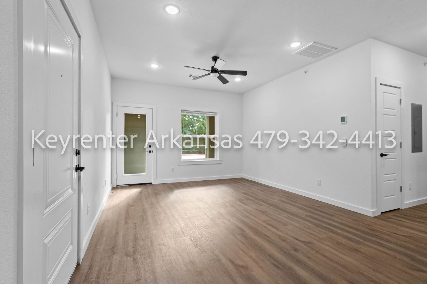 1096 S Bacardi Ave unit 202 – photo 3