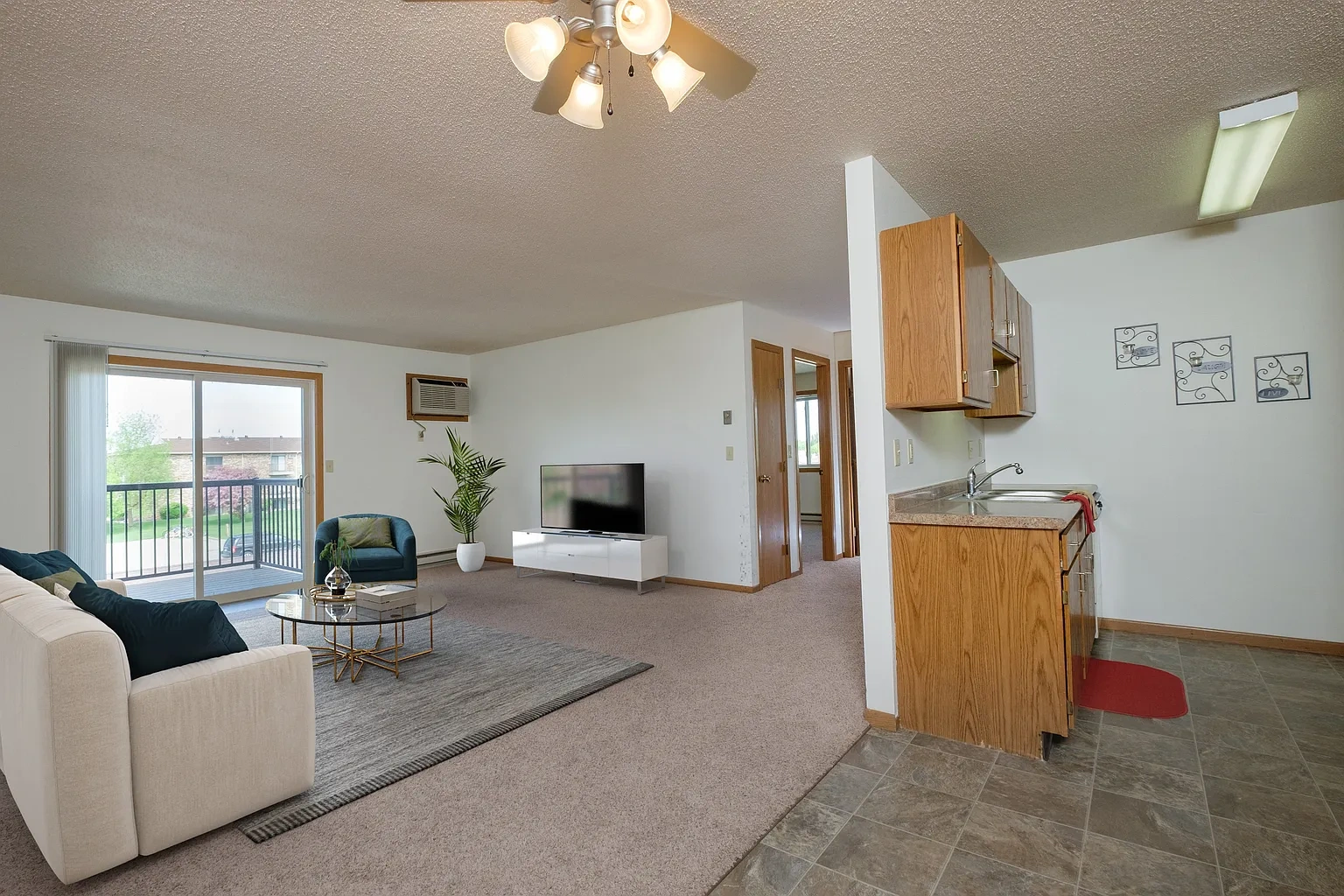 Oak Court – photo 2