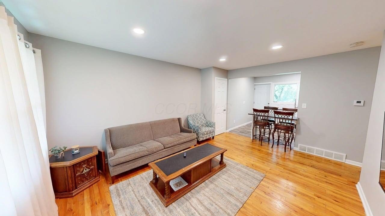 32 Marion St – photo 3