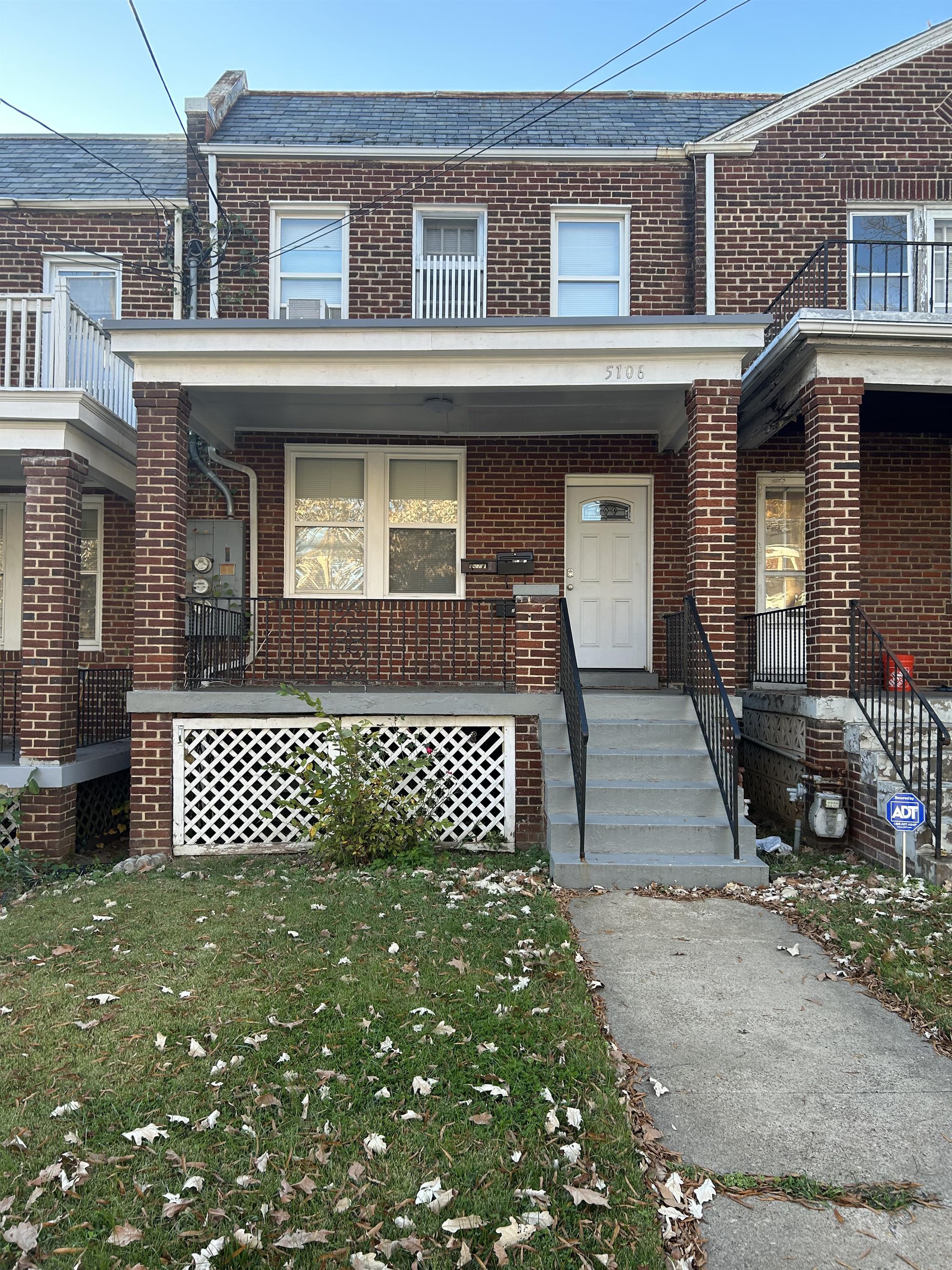 5106 North Capitol St NW – photo 1