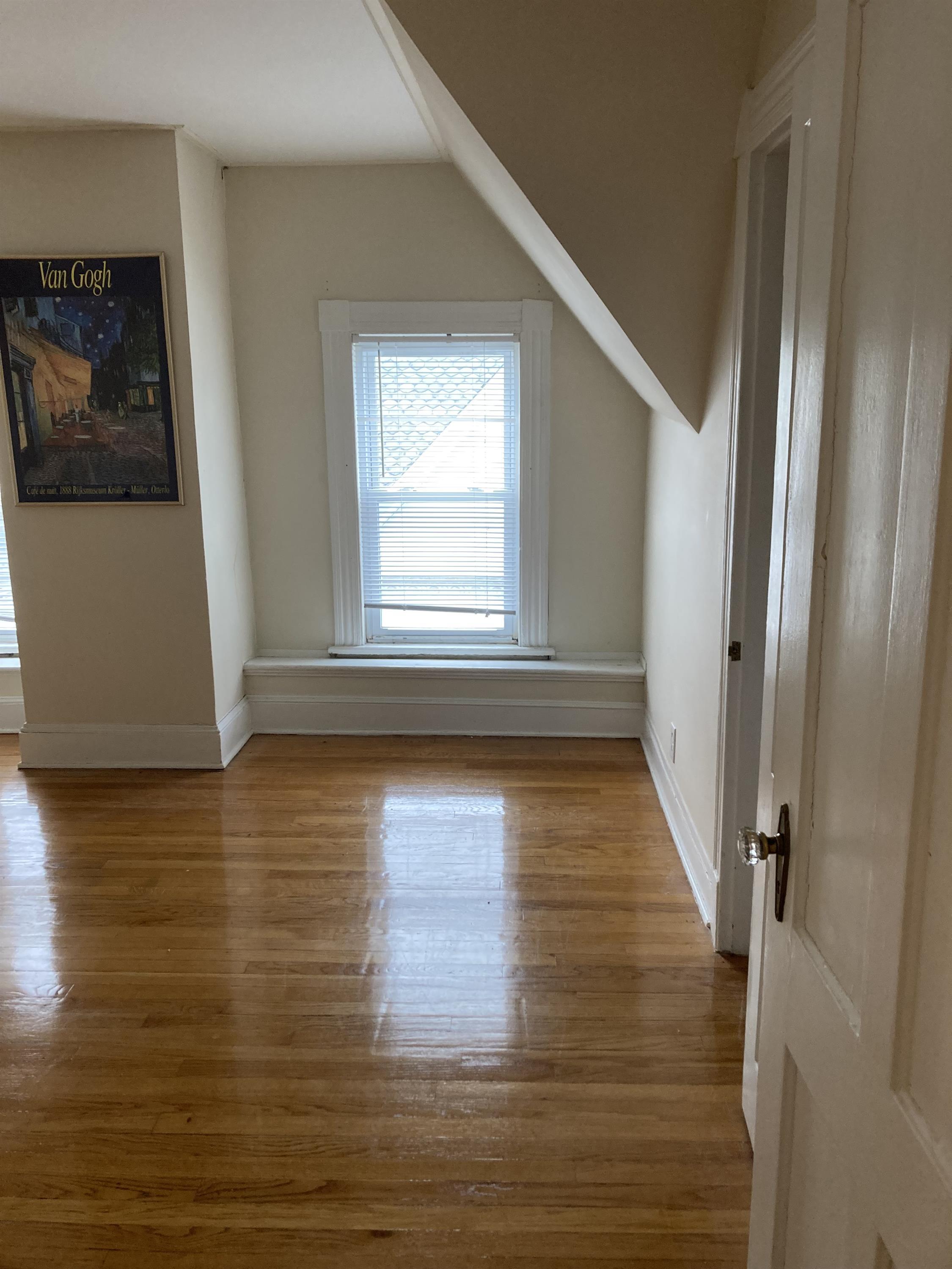 89 Willow St unit 3 – photo 1