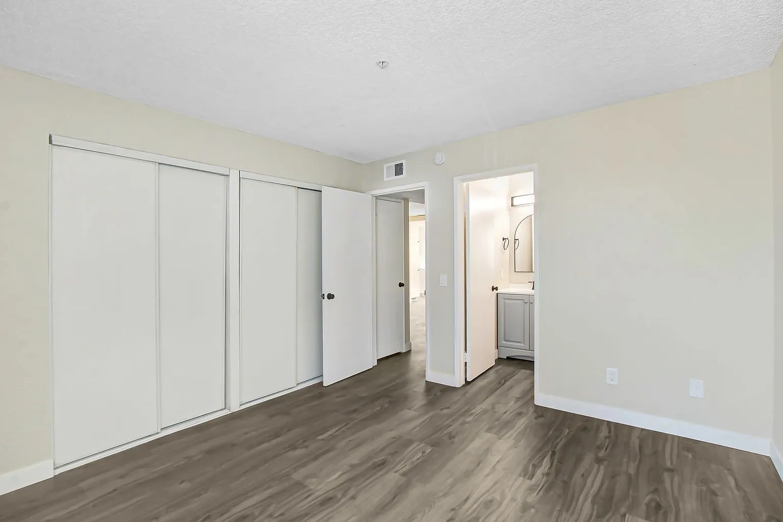 Palm Court – photo 3