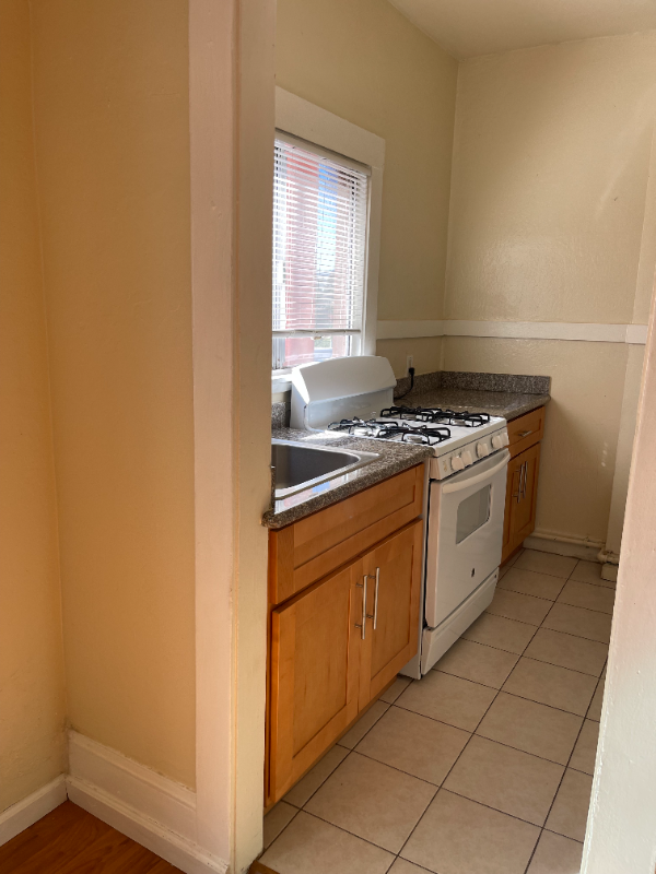 3524 Foothill Blvd unit 16 – photo 5