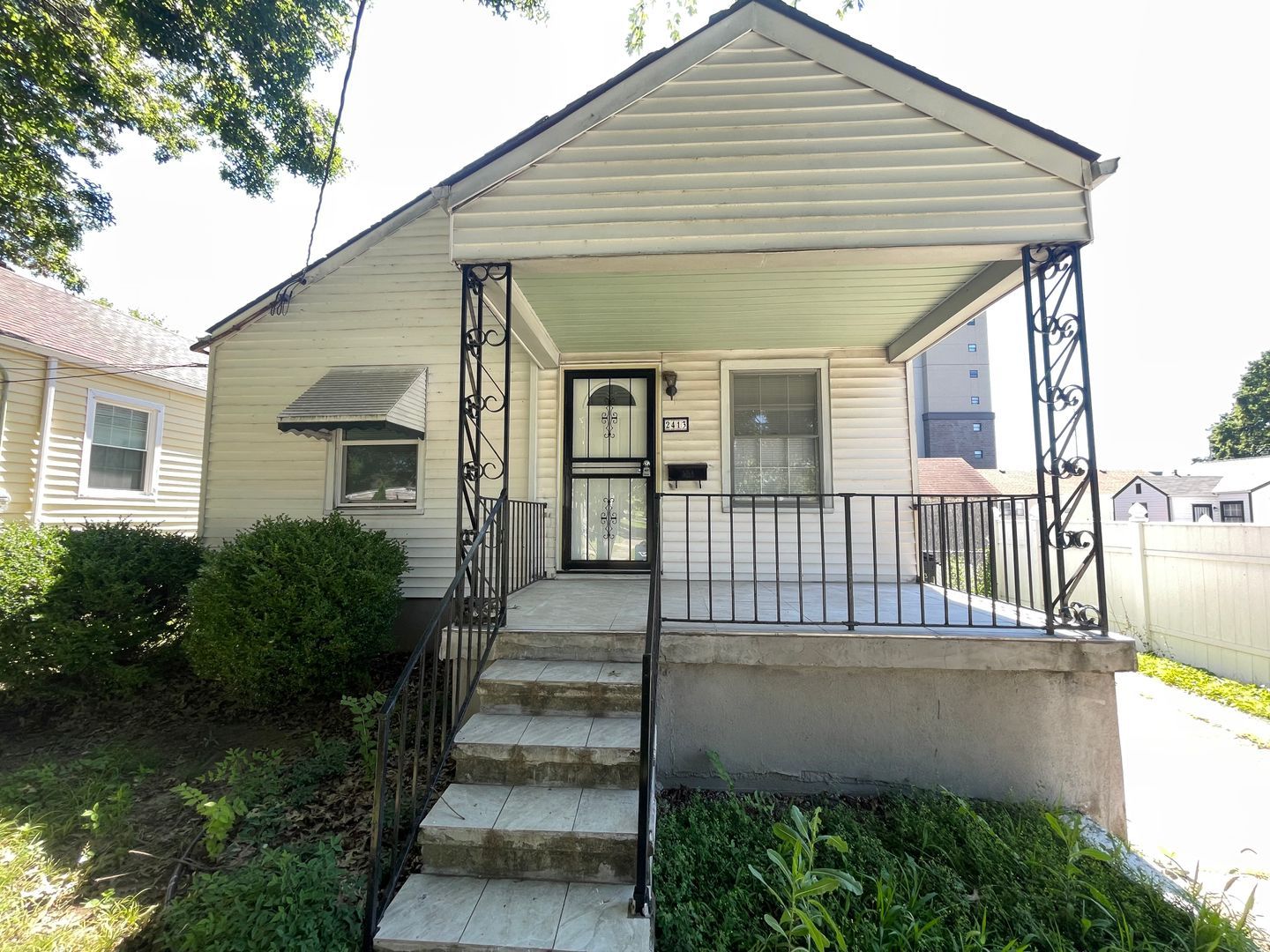 2413 S 5th St – photo 1