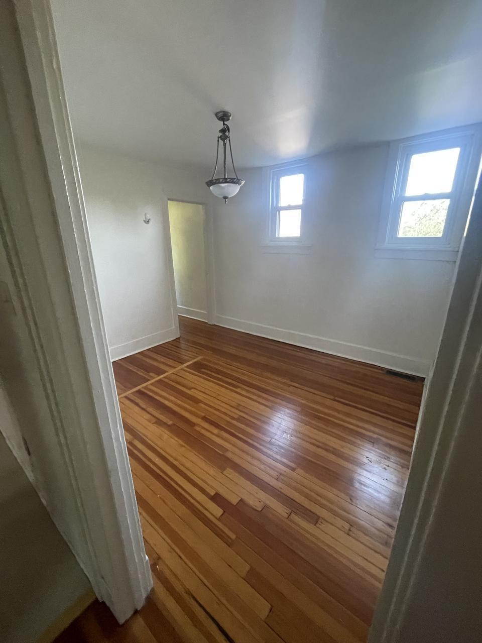 5427 Forbes Ave – photo 3