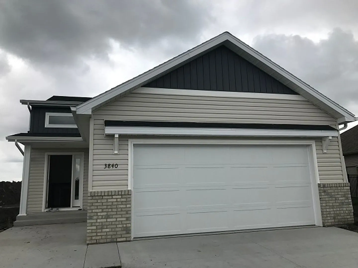 Johnson Farms Twin Homes 2 – photo 4