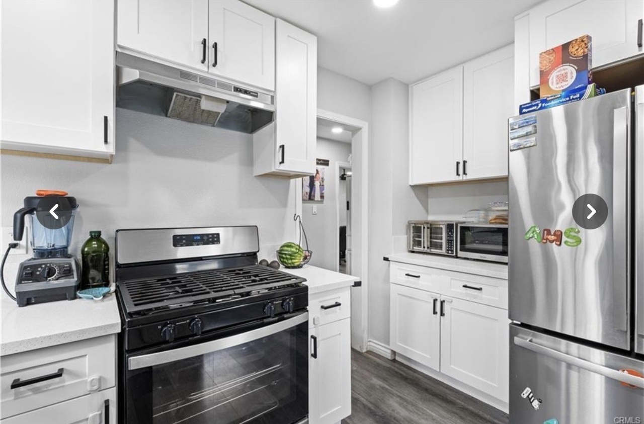 855 W 29th St – photo 5