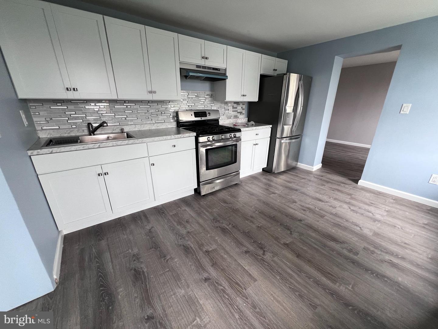 307 Fairview St unit 2FL – photo 4