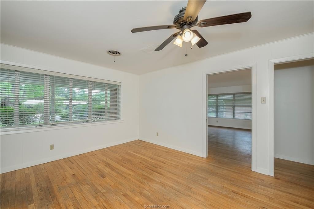 501 Helena St – photo 5