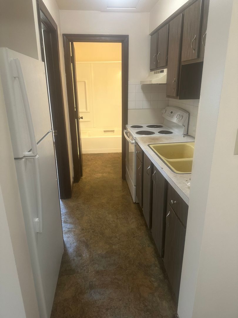 2267 OH-45 unit 2267 SR 45 Apt #5 – photo 3