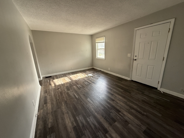 3718 Charloe Ct – photo 2