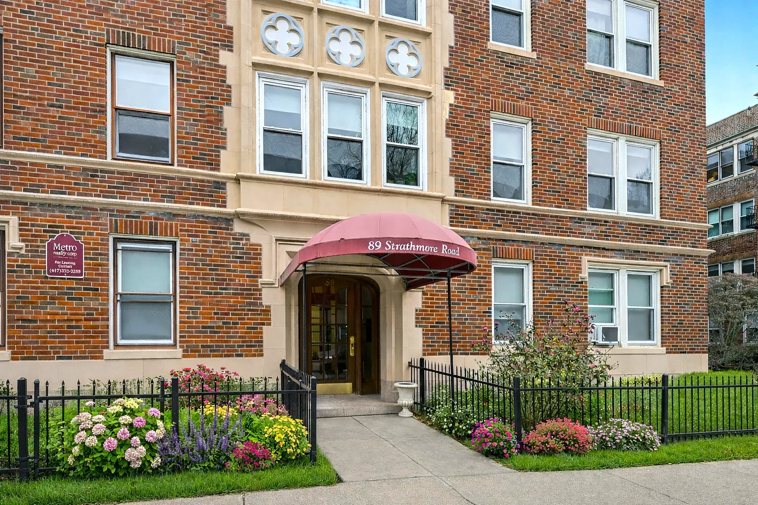 85 Strathmore – photo 2