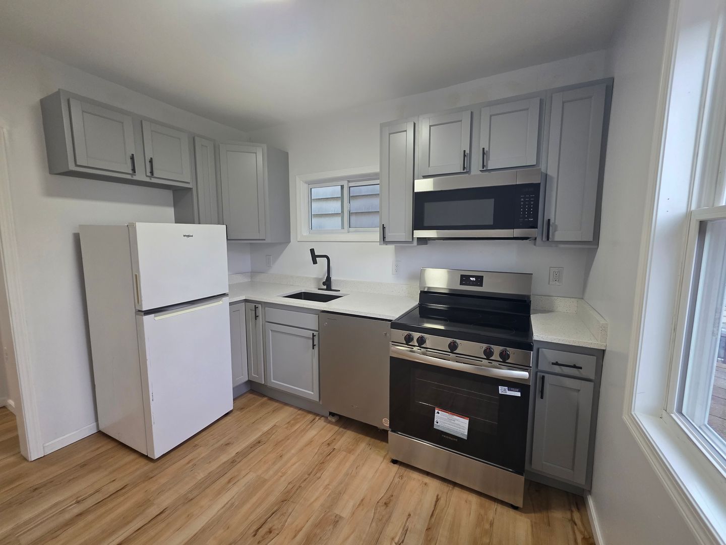 131 Bausman St unit 2 – photo 1