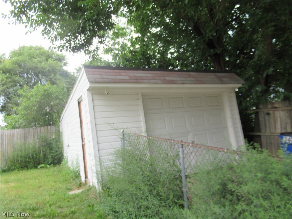 3443 W 120th St – photo 3