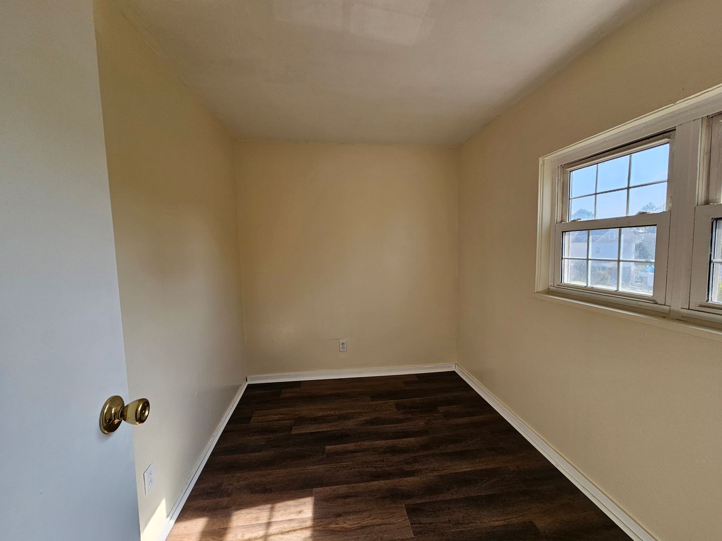 1521 Mutual St – photo 4