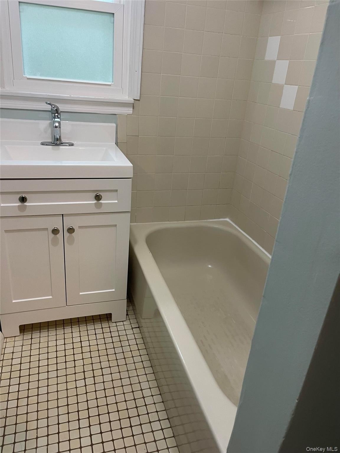 206 Dickinson Ave – photo 5