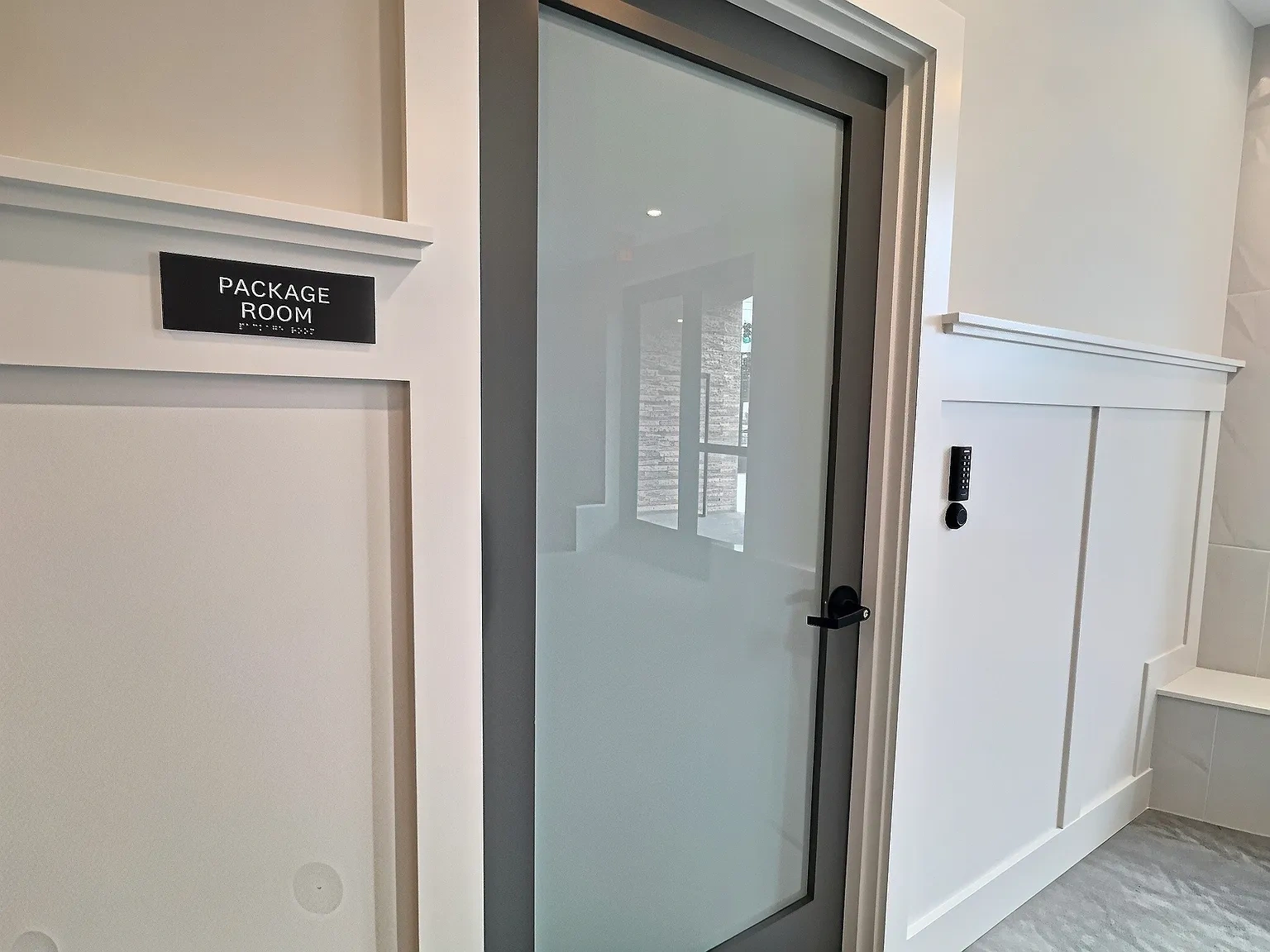 1305 Hyde Park Apartments – photo 1