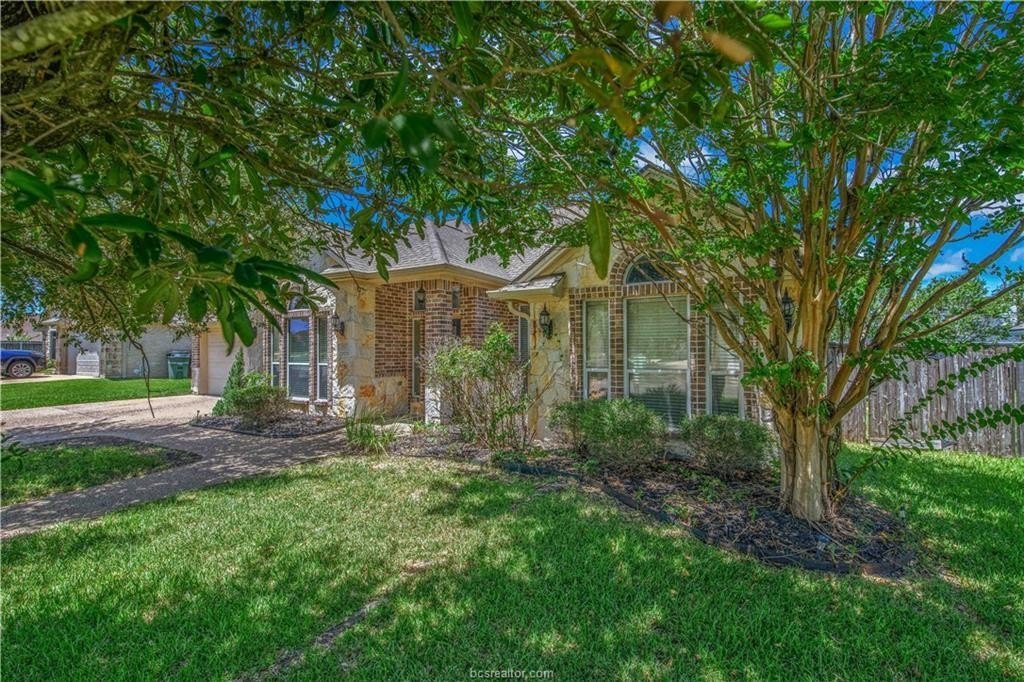 2703 Colony Glen Dr – photo 2